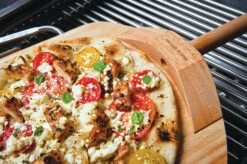 Broil King Pizzastein Set Mit Pizzastein Und Pizzaschaufel -Camping Geschäft 16188 Broil King Pizzastein Set 69816 li 4 1607697537