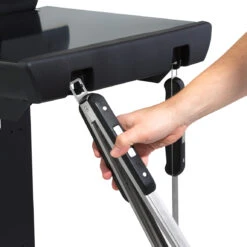 Broil King GEM 330 Gasgrill - Modell 2021 -Camping Geschäft 16942 Broil King Gem FEATURE 05