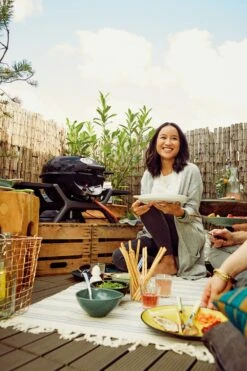 Outdoorchef Minichef 420 G Gas Tischgrill -Camping Geschäft 18 128 05 18 128 06 P 420 G MINICHEF view1 amb