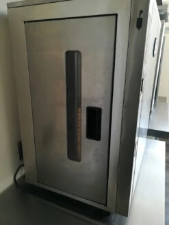 Bradley Professional Smoker BS1019 / Elektro Räucherofen -Camping Geschäft 20092 bradley smoker bs1019 seitliche tuer