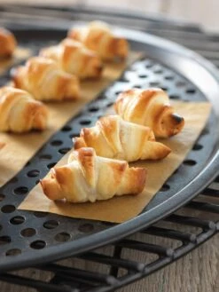 Outdoorchef Pizzablech / Backblech Ø 40cm, Emailliert -Camping Geschäft 68 outdoorchefPizzablech3