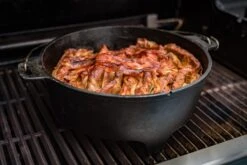 Grillfürst Dutch Oven BBQ Edition DO9 - Borussia Dortmund Edition -Camping Geschäft BVB Dutch Oven am Gasgrill