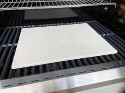 Grillfürst Pizzastein Rechteckig 40 X 30 Cm - Borussia Dortmund Edition 7 Grillfürst Pizzastein Rechteckig 40 X 30 Cm - Borussia Dortmund Edition -Camping Geschäft BVB Pizzastein im Grill