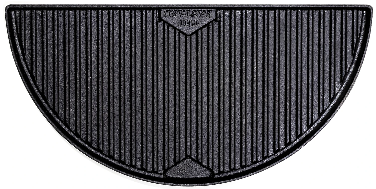 The Bastard Gusseisen Grillplatte Halbmond Large Ø 48 Cm 3 The Bastard Gusseisen Grillplatte Halbmond Large Ø 48 Cm