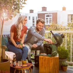 Big Green Egg Mini Keramikgrill -Camping Geschäft Big Green Egg Mini Balkongrill Kompaktgrill