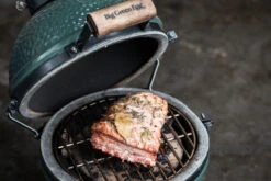 Big Green Egg Mini Keramikgrill Starter - Paket -Camping Geschäft Big Green Egg Mini Grillrost 1