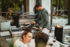 Enders Gasgrill Kansas II Pro 4 SIK Profi Turbo -Camping Geschäft Enders Outdoor Kueche Gasgrill Kansas II Pro 4 SIK Profi Turbo