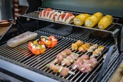 Grillfürst G510G 5-Brenner Gasgrill Mit Hochtemperaturbrenner Und Gusseisen Rosten - Feuerwehr Edition 39 Grillfürst G510G 5-Brenner Gasgrill Mit Hochtemperaturbrenner Und Gusseisen Rosten - Feuerwehr Edition -Camping Geschäft Grillfuerst Gasgrill G410E Grillflaeche