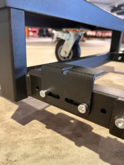 Grillfürst Grillwagen - L2 Für Broil King Regal 590 / 590 PRO / 690 XL, Imperial 590 / 690, Outdoorchef Dualchef 415 / 425 / S425, Heatstrip Crossray 4B -Camping Geschäft Grillfuerst Grillwagen Winkelset 2 schrauben