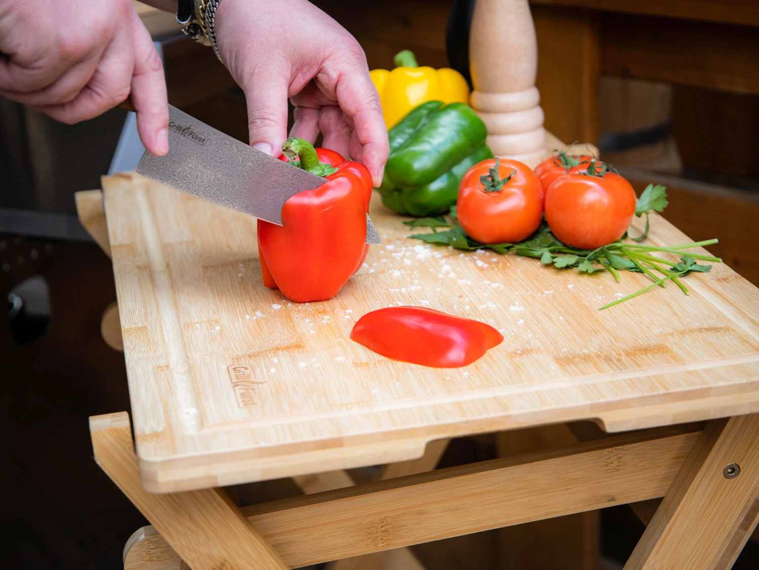 Grillfürst Grill Beistelltisch / Klapptisch Mit Abnehmbaren Schneidebrett 63 Cm X 40 Cm 6 Grillfürst Grill Beistelltisch / Klapptisch Mit Abnehmbaren Schneidebrett 63 Cm X 40 Cm – Bild 4