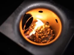 Grillfürst Pelletgrill / Pelletsmoker S280 -Camping Geschäft Grillfuerst Pelletgril Zuendung Gluehstab