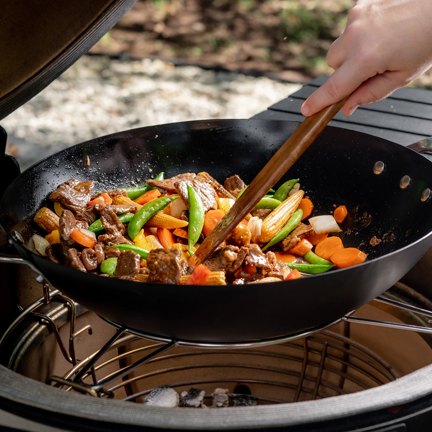 Kamado Joe Karbonstahl Wok 5 Kamado Joe Karbonstahl Wok – Bild 3