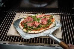 Grillfürst G510G 5-Brenner Gasgrill - 1. FC Köln Edition - Gusseisenroste -Camping Geschäft Koeln Grill Edelstahlroste Pizza backen 3