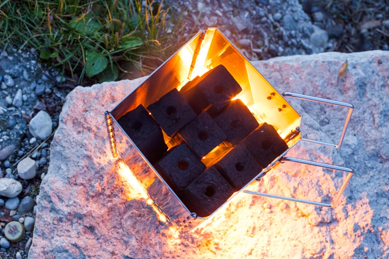 McBrikett Klappkamin / Zusammenklappbarer Anzündkamin 6 McBrikett Klappkamin / Zusammenklappbarer Anzündkamin – Bild 4