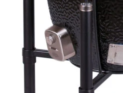 Monolith Grill LeCHEF BBQ GURU - PRO-Serie 2.0 Schwarz - MIT Gestell Und Seitentischen - Inkl. DynaQ Controller Set -Camping Geschäft Monolith BBQ Guru Version