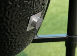 Monolith Grill CLASSIC PRO-Serie 2.0 Schwarz - MIT Gestell Und Seitentischen -Camping Geschäft Monolith bbq guru adapter classic grill