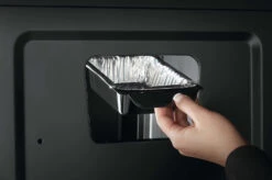 Napoleon Freestyle 365 Gasgrill, Graphit - Modell 2023 -Camping Geschäft Napoleon Freestyle Fettschale