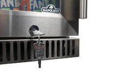 Napoleon Outdoor - Kühlschrank, 135 Liter, Linksdrehende Tür Mit Doppelverglasung Und LED Beleuchtung - Wasserdicht Nach IP24 -Camping Geschäft Napoleon Kuehlschrank abschliessbarNFR135OLGL