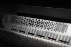 Napoleon Outdoor Küche Oasis Compact 105 Mit BIG32 Einbaugrill Und Einbau Sizzle Zone - Inkl. Arbeitsplatte Aus Feinsteinzeug -Camping Geschäft Napoleon Oasis Compact BIG32 Heckbrenner