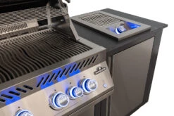 Napoleon Outdoor Küche Oasis Compact 105 Mit BIG32 Einbaugrill Und Einbau Sizzle Zone - Inkl. Arbeitsplatte Aus Feinsteinzeug -Camping Geschäft Napoleon Oasis Compact BIG32 Sizzle Zone Seitenbrenner