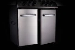 Napoleon Prestige 500, Edelstahl Gasgrill, Erdgas - Mit Safety Glow - Modell 2023 -Camping Geschäft Napoleon Prestige 500 Edelstahl Tuer