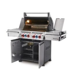 Napoleon Prestige Pro 500-3 Edelstahl Gasgrill Inkl. Drehspieß - Modell 2023 26 Napoleon Prestige Pro 500-3 Edelstahl Gasgrill Inkl. Drehspieß - Modell 2023 -Camping Geschäft Napoleon Prestige Pro 500 seitlich offen