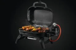 Napoleon TravelQ 240 Kompakt Gasgrill Schwarz- Modell 2023 -Camping Geschäft Napoleon TravelQ TQ240 Kompakt Grillspiesse