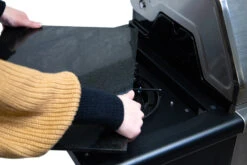 Outdoorchef Gasgrill Australia 455 G Mit Infrarotbrenner -Camping Geschäft Outdoorchef Australia 455G Granit Abdeckplatte Seitenbrenner