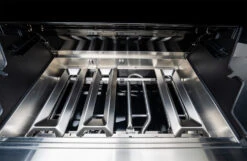 Outdoorchef Dualchef 425 G BZ Gasgrill Mit BLAZING ZONE Infrarotbrenner 33 Outdoorchef Dualchef 425 G BZ Gasgrill Mit BLAZING ZONE Infrarotbrenner -Camping Geschäft Outdoorchef Dualchef 425G BZ Detail Twin Brenner 1