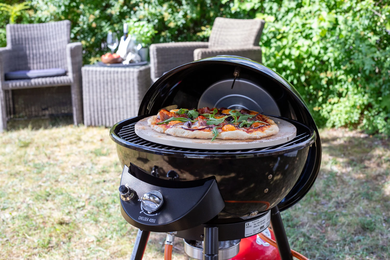 Outdoorchef Gas Kugelgrill Chelsea 420 G Pizzaofen - Pizza Chef Inkl. Grillfürst Pizzastein 5 Outdoorchef Gas Kugelgrill Chelsea 420 G Pizzaofen - Pizza Chef Inkl. Grillfürst Pizzastein – Bild 3