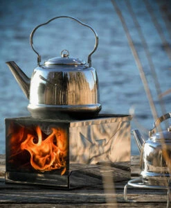 Petromax Teekessel Tk2 (3 Liter) -Camping Geschäft Petromax Edelstahl Teekessel 3000ml Lifestyle02