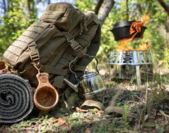 Petromax Teekessel Edelstahl Tk0.8 (800 Ml) 8 Petromax Teekessel Edelstahl Tk0.8 (800 Ml) -Camping Geschäft Petromax Edelstahl Teekessel 800ml Lifestyle01