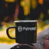 Petromax Emaille Becher / Schwarz -Camping Geschäft Petromax Emaille Tasse Becher schwarz Lifestyle