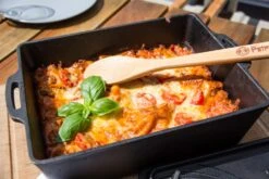 Petromax Dutch Oven Kastenform K8 Aus Gusseisen -Camping Geschäft Petromax Kastenform k8 Tisch