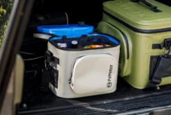 Petromax Kühltasche 8 Liter / Sandfarben -Camping Geschäft Petromax Kuehltasche 8Liter sand Lifestyle