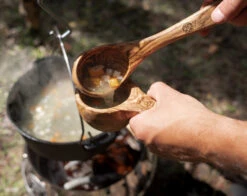 Petromax Schöpfkelle Olivenholz / 27 Cm -Camping Geschäft Petromax Schoepfkelle Olivenholz Lifestyle