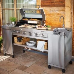 Rösle Gasgrill Videro G4-SK VARIO+ Edelstahl - Modell 2022 7 Rösle Gasgrill Videro G4-SK VARIO+ Edelstahl - Modell 2022 -Camping Geschäft Roesle BBQ Kitchen Videro G4 SK 25537 06