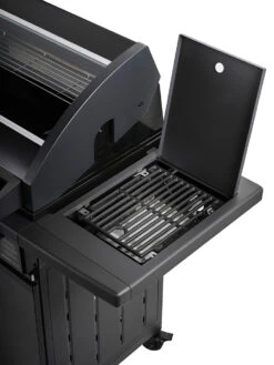Rösle Gasgrill Magnum PRO G3 Inkl. Abdeckhaube - Modell 2023 -Camping Geschäft Roesle Gagsrill Magnum Pro Prime Zone offen1 2