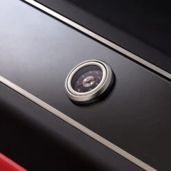 Rösle Videro G4-S VARIO+ Schwarz Gasgrill - FC Bayern Edition -Camping Geschäft Roesle Gasgrill Videro FC Bayern Detail Deckeltermometer 5