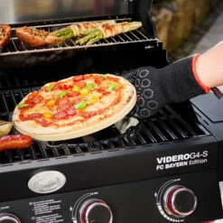 Rösle Premium Grillhandschuhe Aramid / Silikon (Paar) - FC Bayern Edition -Camping Geschäft Roesle Pizzastein Grillhandschuh FC Bayern Lifestyle