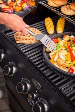 Rösle Gasgrill Videro Pro G6-S Vario+ Mattschwarz - Modell 2023 -Camping Geschäft Roesle Videro Pro G6 S Grillflaeche Grillgut
