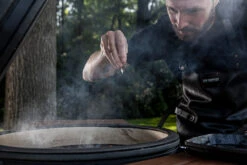 The Bastard Keramikgrill Urban XL - Complete - Schwarz Matt - Modell 2023 22 The Bastard Keramikgrill Urban XL - Complete - Schwarz Matt - Modell 2023 -Camping Geschäft The Bastard Keramikgrill Urban XL Dichtung