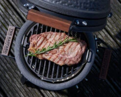The Bastard Keramikgrill Urban Small - Schwarz Matt - Modell 2023 -Camping Geschäft The Bastard Urban Small Keramikgrill