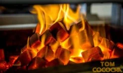 TOM Cococha Rot BBQ Grillbriketts 10kg 5 TOM Cococha Rot BBQ Grillbriketts 10kg -Camping Geschäft Tom Cococha BBQ Briketts