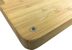 Grillfürst Schneidebrett Set, 2 Kleine Schneidebretter 39 X 26cm, 1 Großes Schneidebrett 50 X 30cm -Camping Geschäft grillfuerst schneidebrett gross fuesse 1