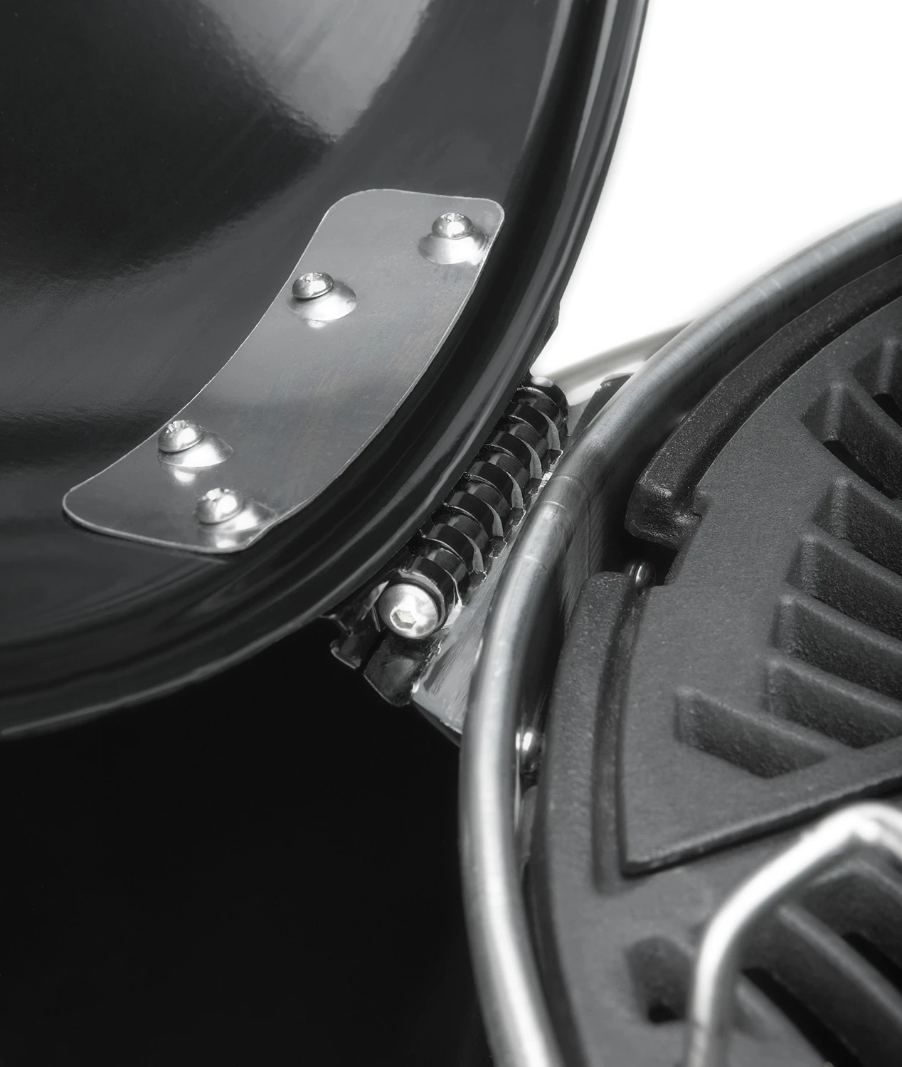 Napoleon Holzkohlegrill Kugelgrill Ø 57cm Im Rollwagen Mit Gussrost Und Deckelscharnier PRO22K-Cart-2 7 Napoleon Holzkohlegrill Kugelgrill Ø 57cm Im Rollwagen Mit Gussrost Und Deckelscharnier PRO22K-Cart-2 – Bild 5