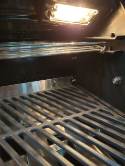 Outdoorchef Dualchef S 325 G Edelstahl Gasgrill 12 Outdoorchef Dualchef S 325 G Edelstahl Gasgrill -Camping Geschäft outdoorchef dualchef beleuchtung 2