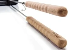 Petromax Waffeleisen -Camping Geschäft petromax waffeleisen griff detail